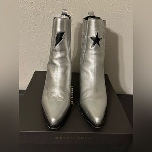 Baladigala Lyra Silver Booties